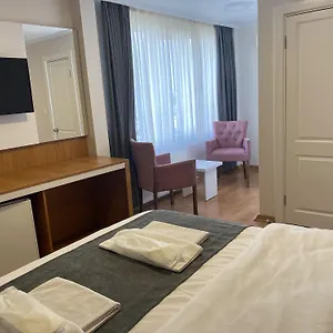 3* Hotel Spinel - Old