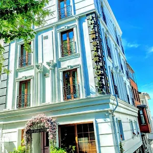 4* Hotel Interstar